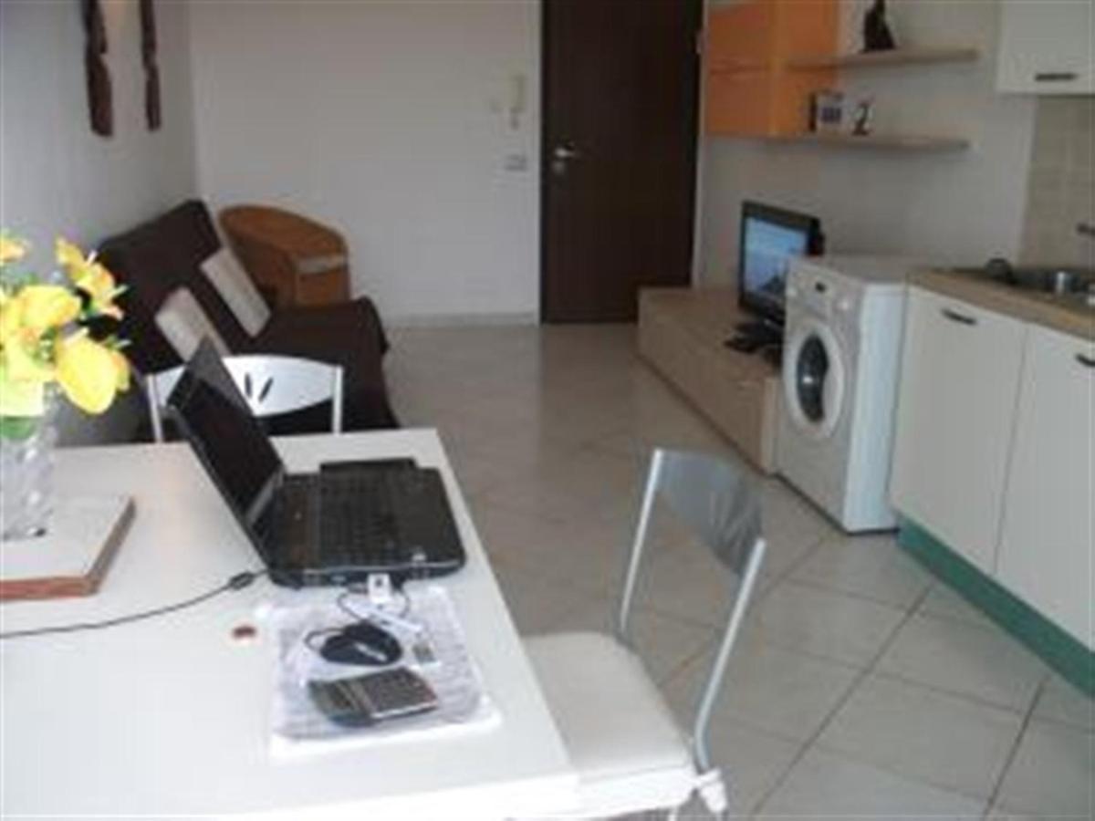Adult Only Beachfront 2 Bedroom Apartment Santa Maria Airport Pick Up, Aircon, Unlimited Wifi Ideal For Remote Working And Long Stay Ngoại thất bức ảnh