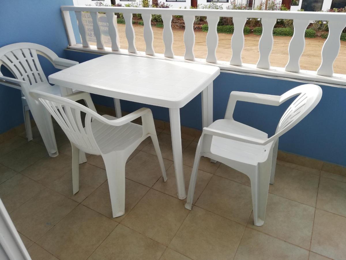 Adult Only Beachfront 2 Bedroom Apartment Santa Maria Airport Pick Up, Aircon, Unlimited Wifi Ideal For Remote Working And Long Stay Ngoại thất bức ảnh